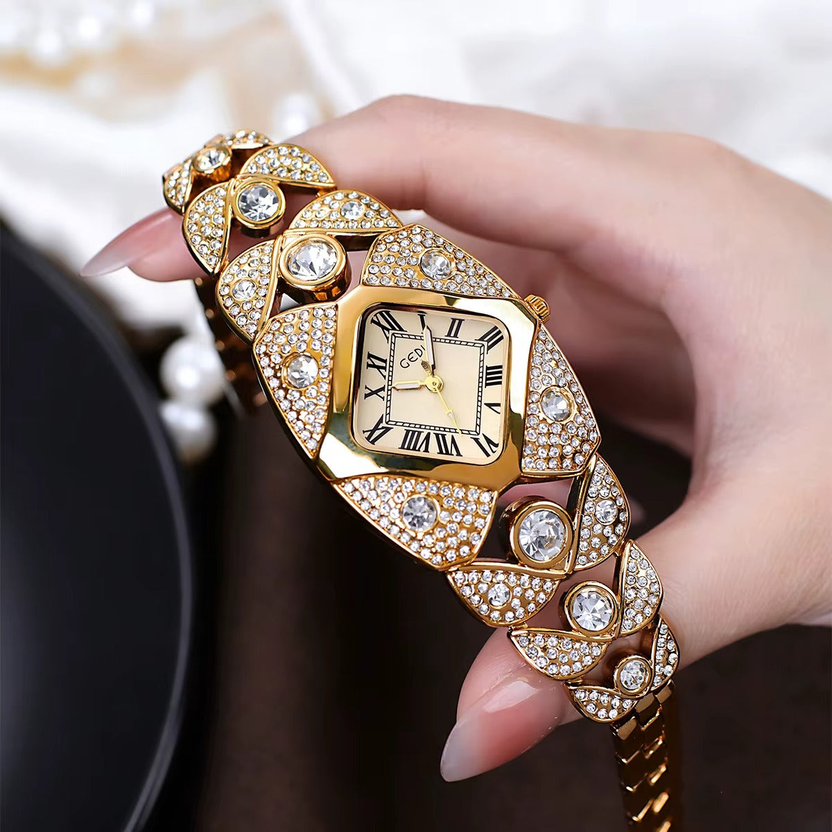 ⌚60% de réduction🔥Montre-bracelet rétro à quartz avec strass scintillants